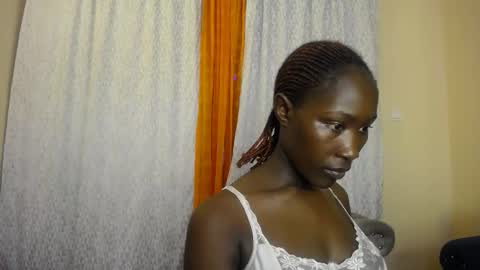 Snapshot of cum_bhaddie chatting on 09/21/25, 09:38 Cammy online show from 09/21/25, 09:38
