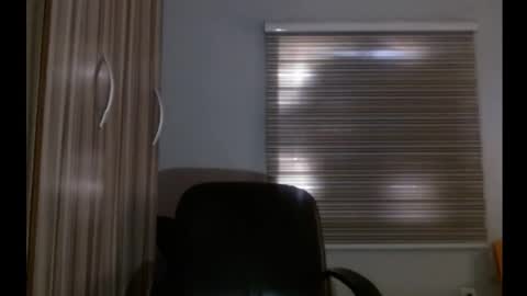 Snapshot of cum_ebony_petitxx chatting on 10/03/25, 01:30 cath online show from 10/03/25, 01:30