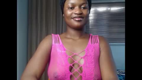 Snapshot of cum_ebony_petitxx chatting on 12/04/25, 07:17 cath online show from 12/04/25, 07:17