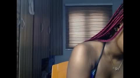 Snapshot of cum_ebony_petitxx chatting on 01/16/26, 07:12 cath online show from 01/16/26, 07:12