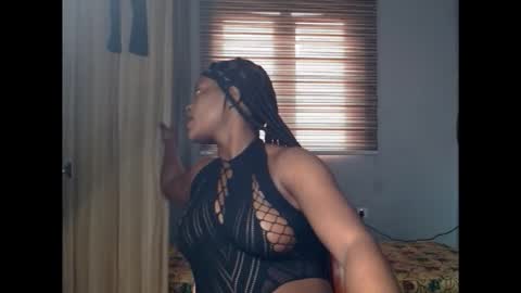 Snapshot of cum_ebony_petitxx chatting on 02/05/26, 07:13 cath online show from 02/05/26, 07:13