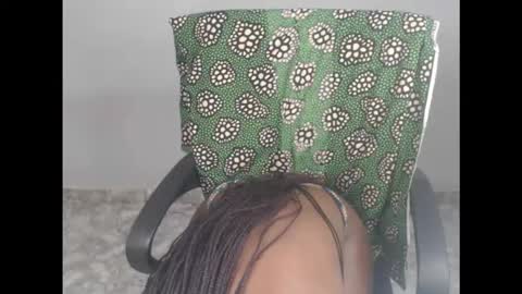 Snapshot of cum_ebony_xsecret chatting on 09/30/25, 07:30 sophie online show from 09/30/25, 07:30
