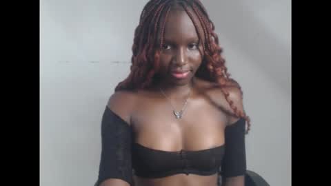 Snapshot of cum_ebony_xsecret chatting on 11/25/25, 07:52 sophie online show from 11/25/25, 07:52