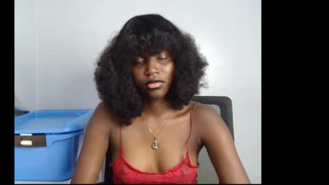 sophie online show from 03/19/26, 07:01