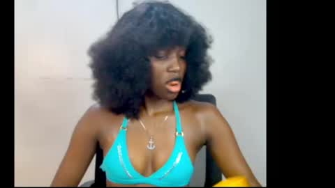 sophie online show from 03/23/26, 06:28