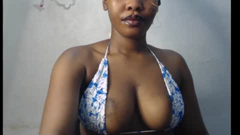 Snapshot of cum_ebony_xxxpetit chatting on 06/11/26, 02:53 Teeha online show from 06/11/26, 02:53