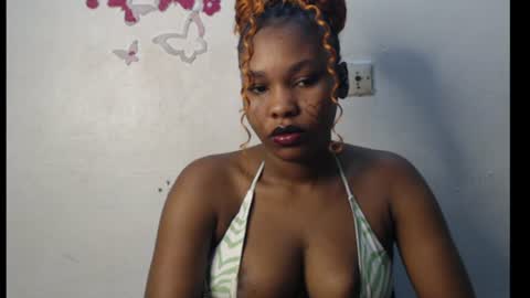 Snapshot of cum_ebony_xxxpetit chatting on 06/21/26, 12:35 Teeha online show from 06/21/26, 12:35