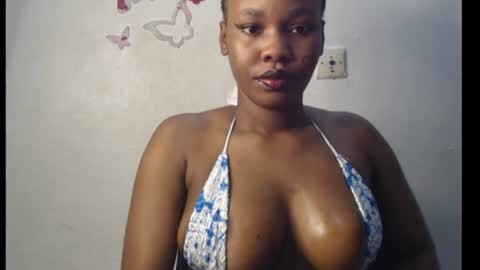 Snapshot of cum_ebony_xxxpetit chatting on 06/22/26, 12:56 Teeha online show from 06/22/26, 12:56