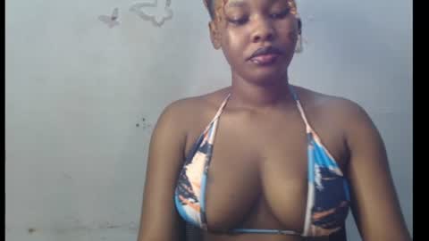 Snapshot of cum_ebony_xxxpetit chatting on 06/23/26, 01:58 Teeha online show from 06/23/26, 01:58