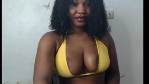 Snapshot of cum_ebony_xxxpetit chatting on 07/11/26, 12:13 Teeha online show from 07/11/26, 12:13