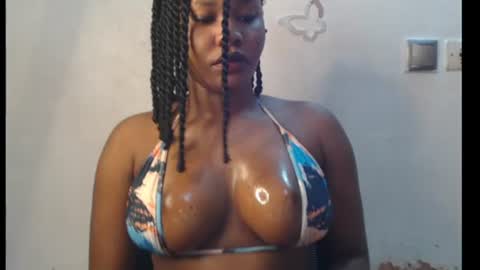 Snapshot of cum_ebony_xxxpetit chatting on 07/23/26, 01:08 Teeha online show from 07/23/26, 01:08