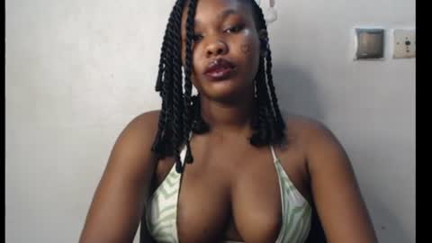 Snapshot of cum_ebony_xxxpetit chatting on 07/26/26, 04:36 Teeha online show from 07/26/26, 04:36