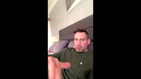 Snapshot of cum_nicky chatting on 11/21/25, 12:15 cum_nicky online show from 11/21/25, 12:15