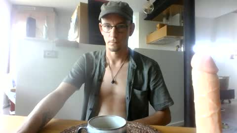 Snapshot of cum_swallow_bi chatting on 06/22/26, 07:16 cum_swallow_bi online show from 06/22/26, 07:16