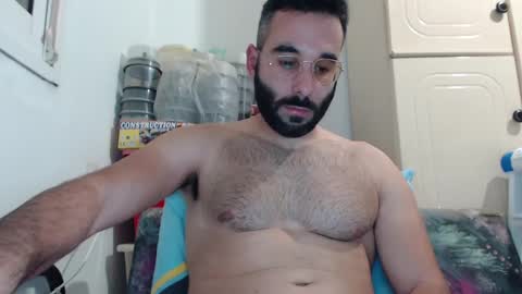 Snapshot of cuman15 chatting on 01/18/25, 10:39 Cuman online show from 01/18/25, 10:39