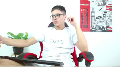 cumandres online show from 09/13/25, 02:06