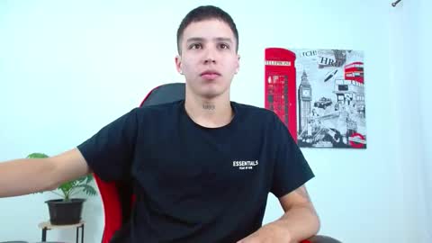 cumandres online show from 11/05/25, 02:06