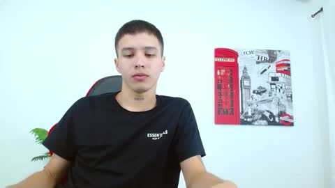 cumandres online show from 11/14/25, 02:16