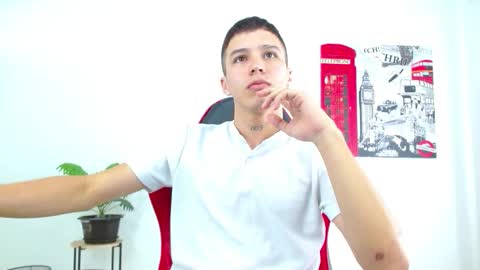 cumandres online show from 11/27/25, 02:30