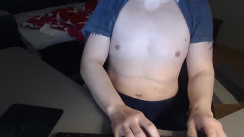Snapshot of cumartist84 chatting on 04/27/26, 07:34 cumartist84 online show from 04/27/26, 07:34