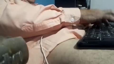 cumbian_chero online show from 11/19/25, 05:29