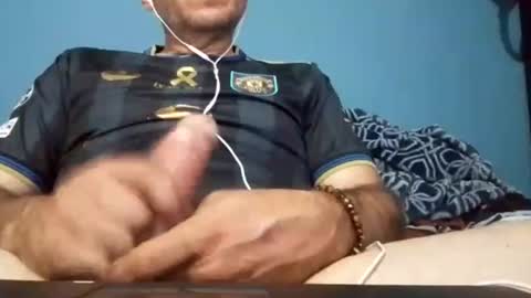 Snapshot of cumbian_chero chatting on 06/25/26, 05:12 cumbian_chero online show from 06/25/26, 05:12