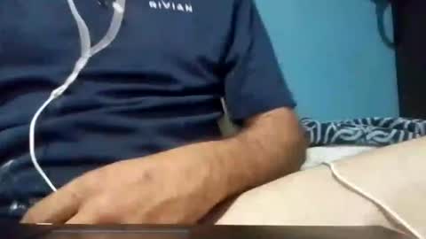 Snapshot of cumbian_chero chatting on 07/17/26, 02:51 cumbian_chero online show from 07/17/26, 02:51
