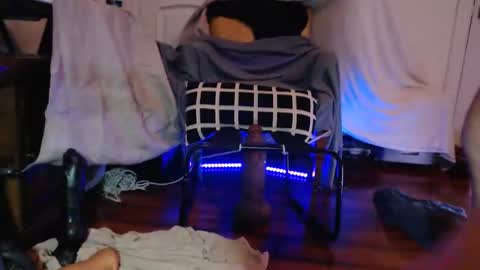 Cumdumpslave2use online show from 04/27/26, 08:45