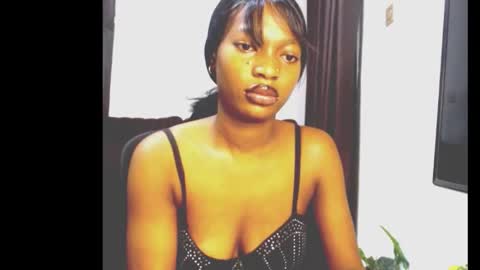 cumebony_petit online show from 02/20/26, 07:54