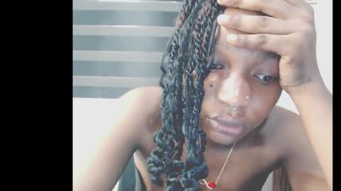 Snapshot of cumebony_petit chatting on 05/04/26, 05:31 cumebony_petit online show from 05/04/26, 05:31