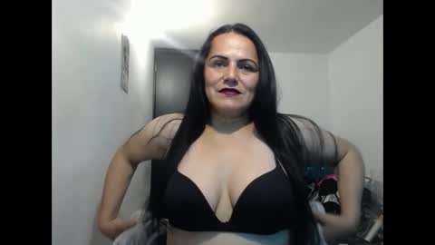 cumEva69 online show from 01/01/25, 06:38