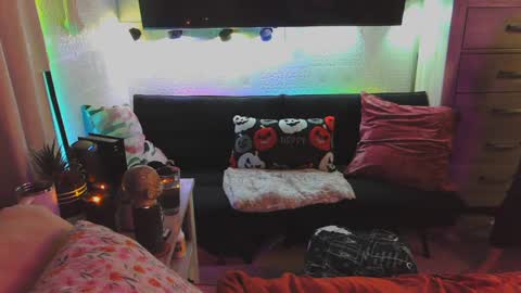 Snapshot of cumguzzlingskank chatting on 09/25/25, 11:36 cumguzzlingskank online show from 09/25/25, 11:36