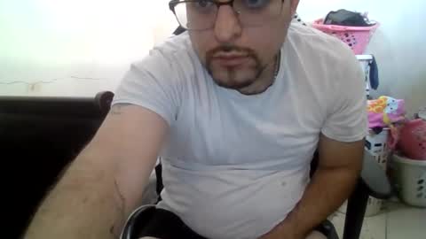 Snapshot of cummachine2022 chatting on 10/05/25, 09:24 cummachine2022 online show from 10/05/25, 09:24