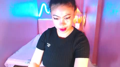 Snapshot of cummdumpapril chatting on 02/08/25, 11:24 cummdumpapril online show from 02/08/25, 11:24