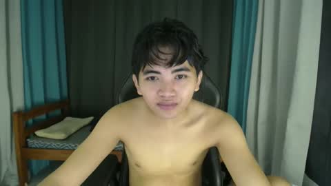 Snapshot of cummingyu chatting on 11/19/25, 10:48 cummingyu online show from 11/19/25, 10:48