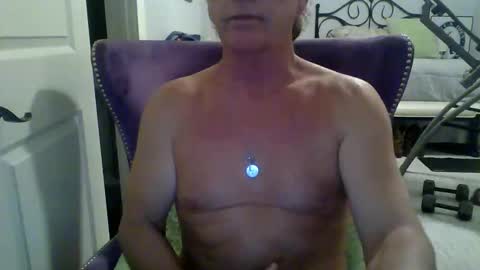 Snapshot of cumngetit910 chatting on 12/02/25, 10:38 cumngetit910 online show from 12/02/25, 10:38