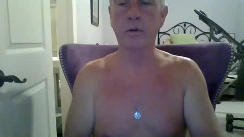 Snapshot of cumngetit910 chatting on 01/12/26, 10:15 cumngetit910 online show from 01/12/26, 10:15