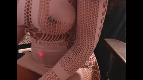 Snapshot of cumplzqueen chatting on 02/01/26, 02:21 Nia Reese online show from 02/01/26, 02:21