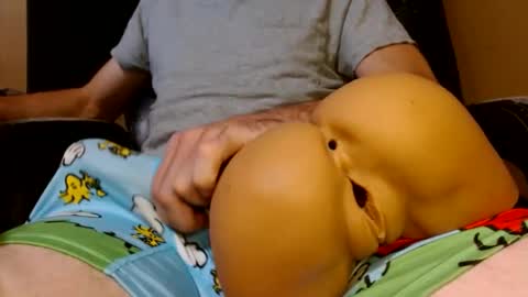 Snapshot of cumshard35 chatting on 09/11/25, 03:28 cumshard35 online show from 09/11/25, 03:28