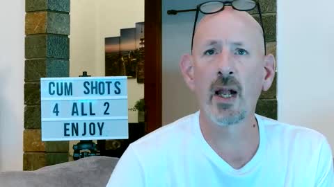 Snapshot of cumshots_n_caviar chatting on 02/25/26, 07:01 Billy here and Im having my Streaming Debut today February 25th wish me luck online show from 02/25/26, 07:01