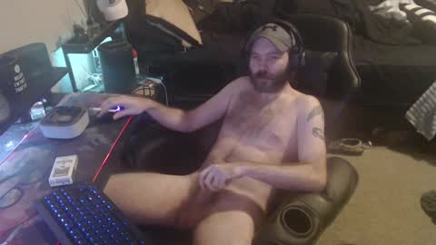 Snapshot of cumslinger2003 chatting on 01/10/25, 12:26 cumslinger2003 online show from 01/10/25, 12:26