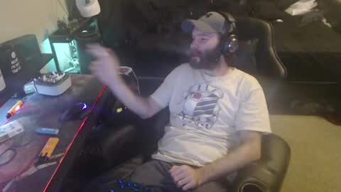 Snapshot of cumslinger2003 chatting on 01/20/25, 12:39 cumslinger2003 online show from 01/20/25, 12:39