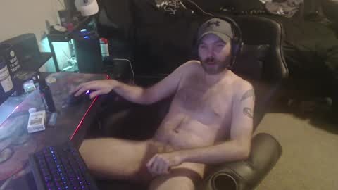 Snapshot of cumslinger2003 chatting on 02/01/25, 08:29 cumslinger2003 online show from 02/01/25, 08:29