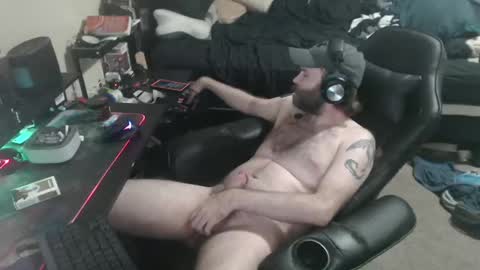 Snapshot of cumslinger2003 chatting on 09/20/25, 12:17 cumslinger2003 online show from 09/20/25, 12:17