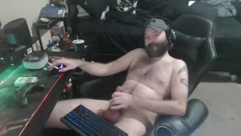 Snapshot of cumslinger2003 chatting on 10/10/25, 11:09 cumslinger2003 online show from 10/10/25, 11:09