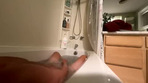 Snapshot of cumslowlyforu chatting on 10/17/25, 12:41 cumslowlyforu online show from 10/17/25, 12:41