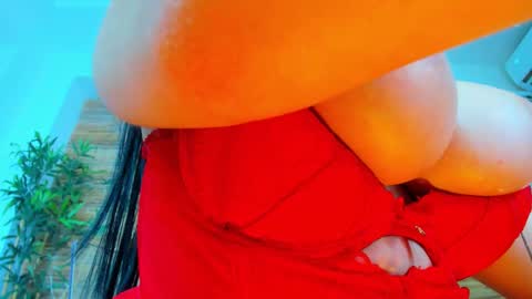 cupcake_izzy online show from 02/06/26, 06:18