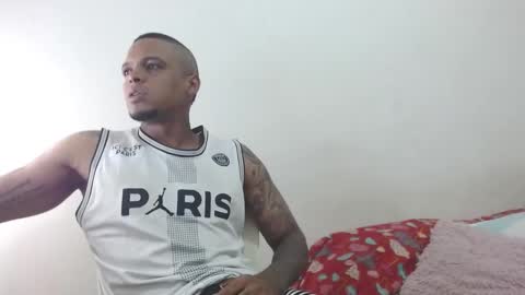 dominic and julieta... independent models online show from 12/03/24, 10:17