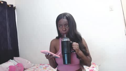 dominic and julieta... independent models online show from 02/19/26, 12:12