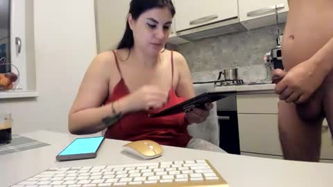 maria  alex online show from 04/11/26, 01:10